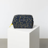 Toiletry Bag small - leo splashes navy/olive