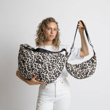 Padded Hip Bag oversized - leo splashes black/sand