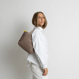 padded tote bag small + strap basic woven slim - dark mushroom