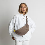 Padded Hip Bag medium - dark mushroom