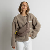 Padded Hip Bag medium - dark mushroom