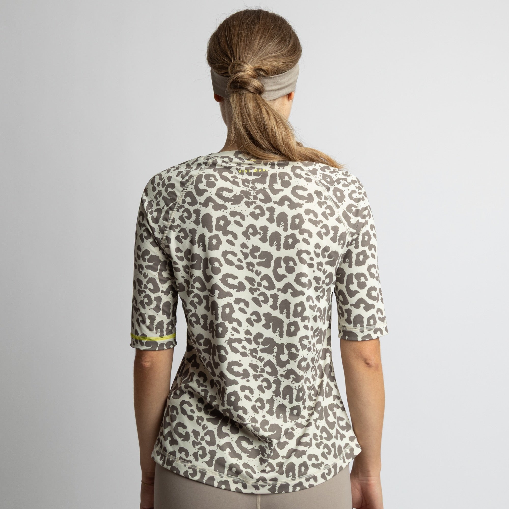 Activewear Half Sleeve T-Shirt leo splashes mushroom/sand - VIVI MARI
