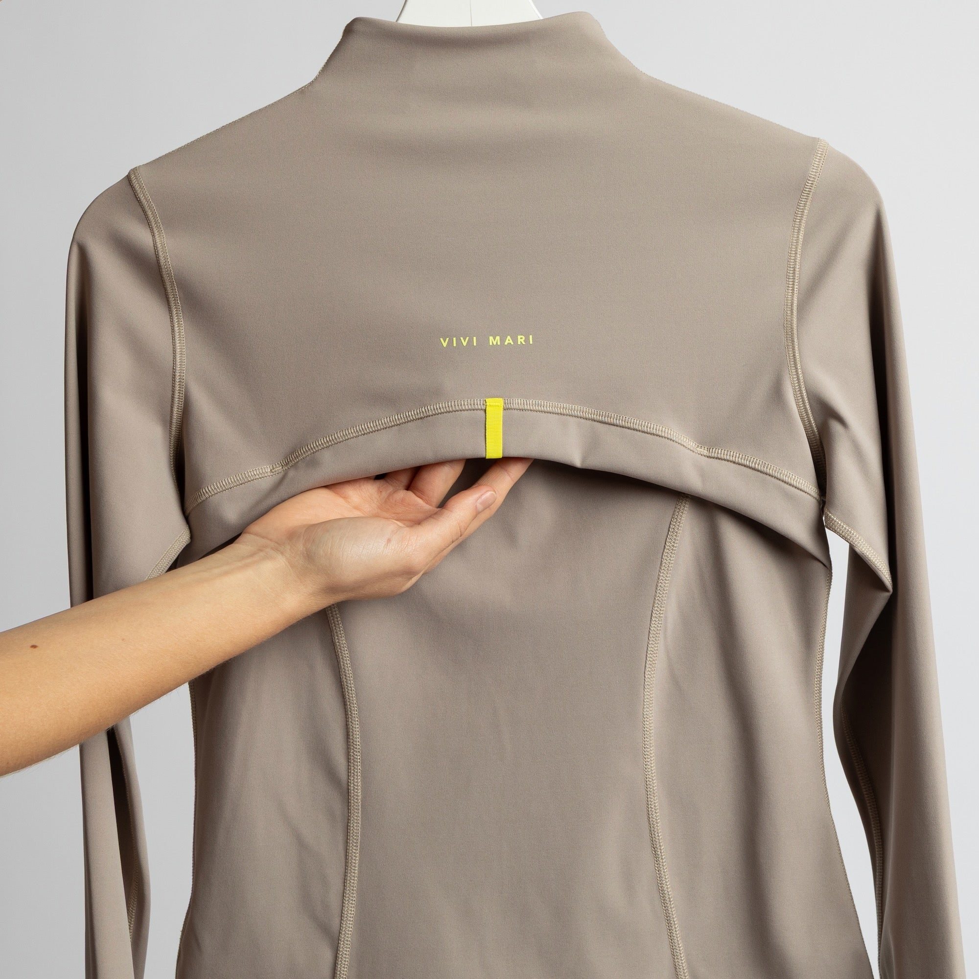 Activewear Jacket mushroom - VIVI MARI