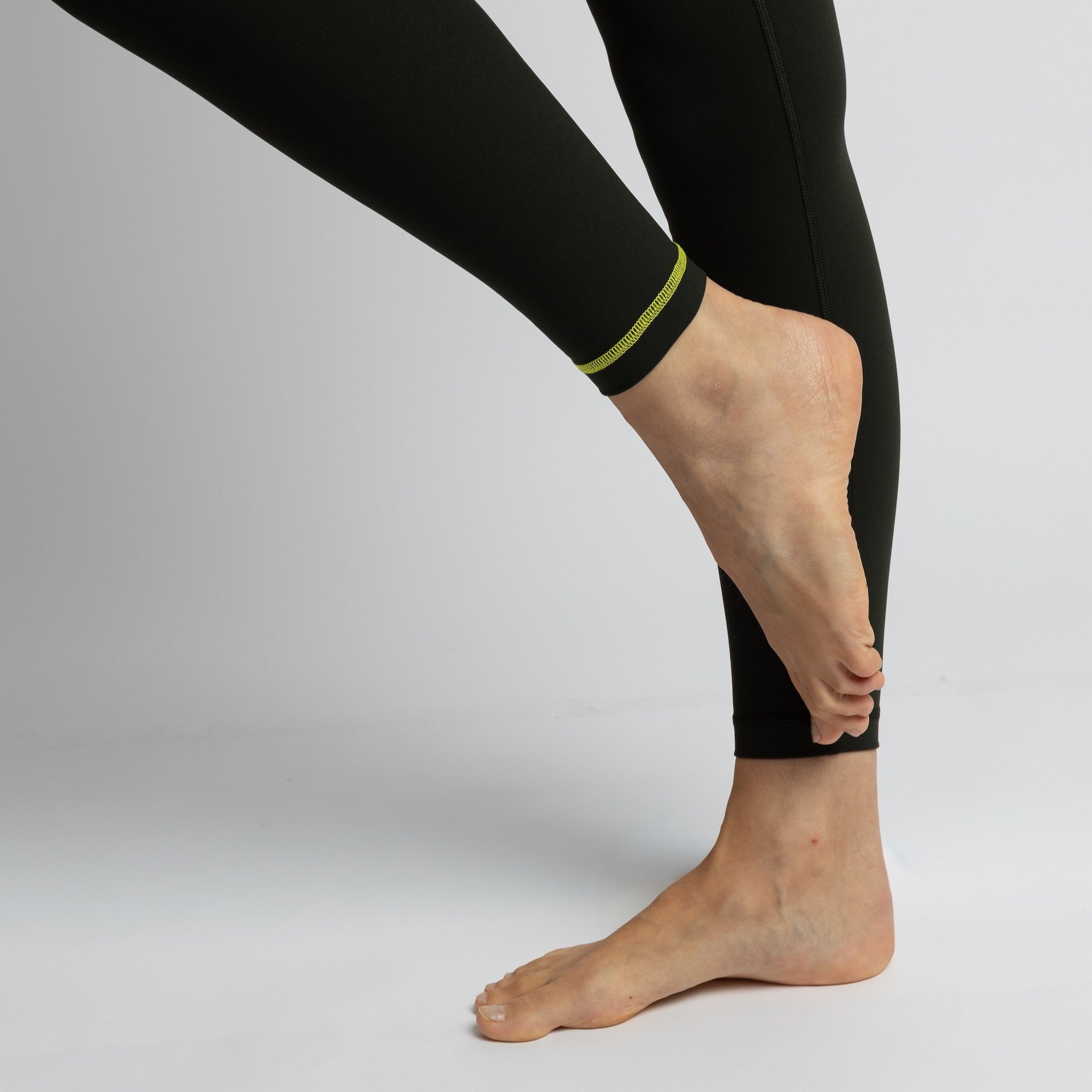 Activewear Leggings deep olive - VIVI MARI