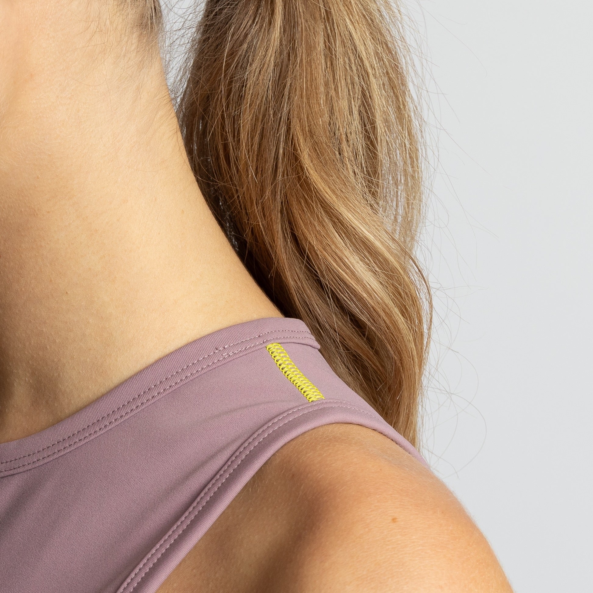 Activewear Top cropped ash plum - VIVI MARI