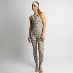 Activewear Top cropped leo splashes mushroom/sand - VIVI MARI
