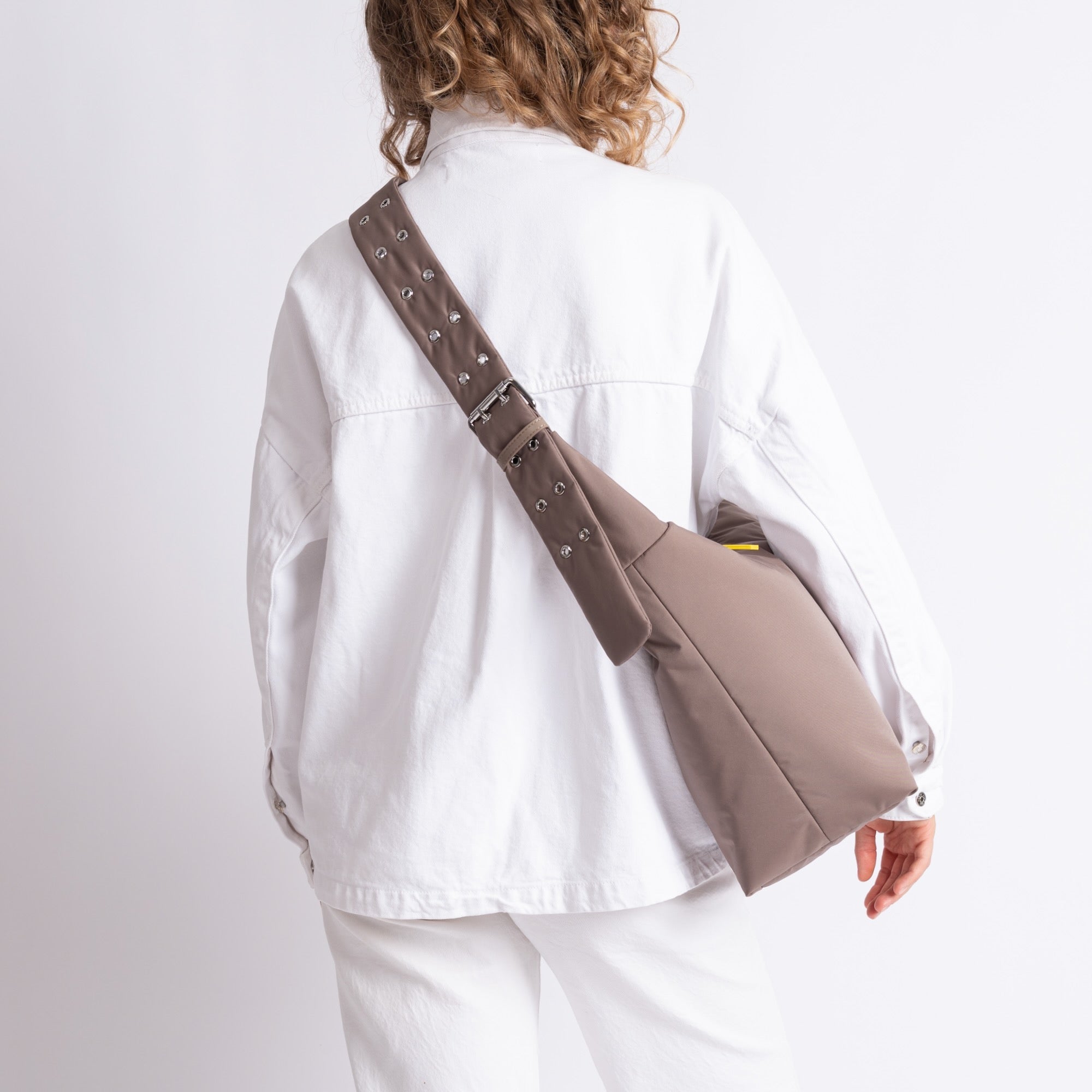 Buckle Bag medium - dark mushroom - VIVI MARI