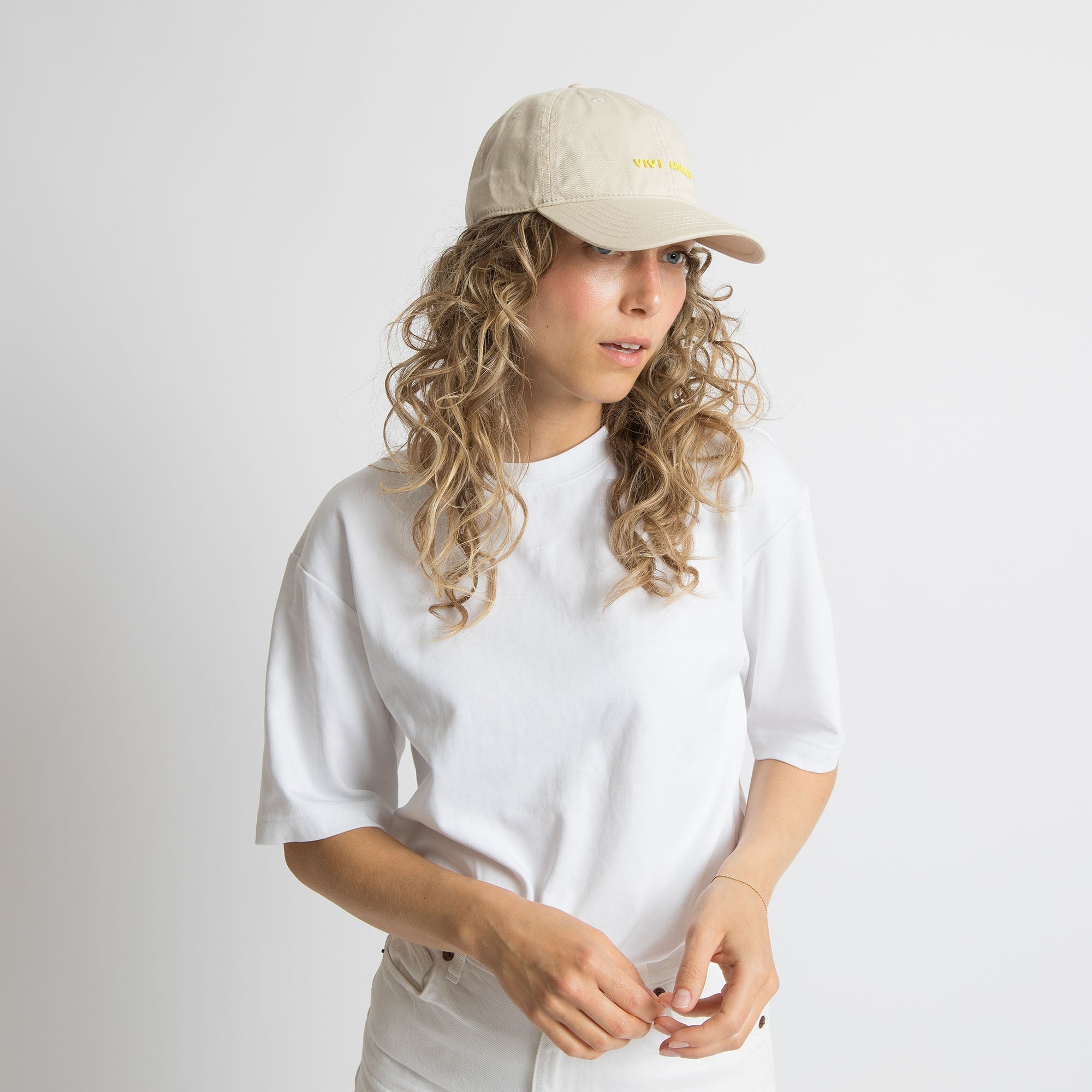 Cap solid sand/yellow - VIVI MARI