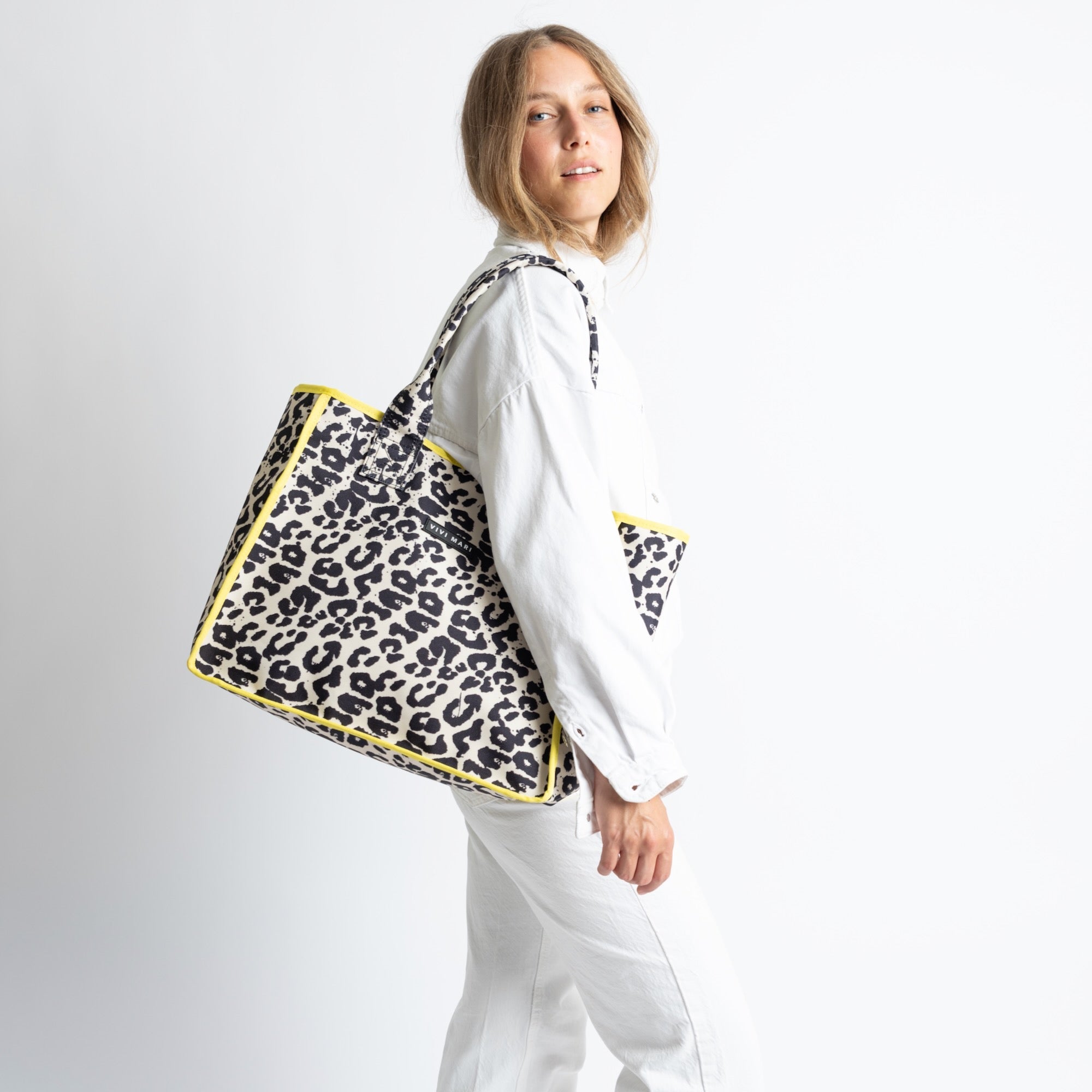 Carry All Bag - leo splashes black/sand - VIVI MARI