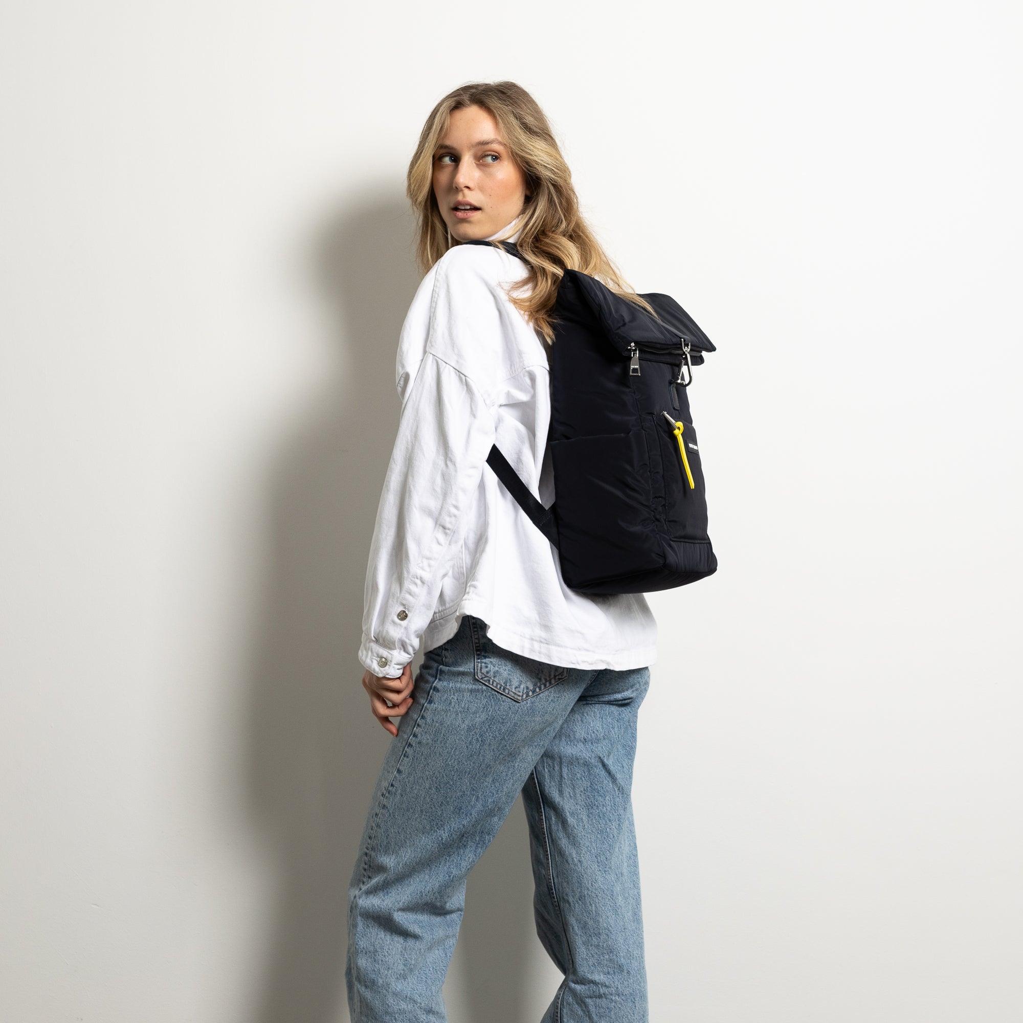 Padded Backpack medium - navy - VIVI MARI