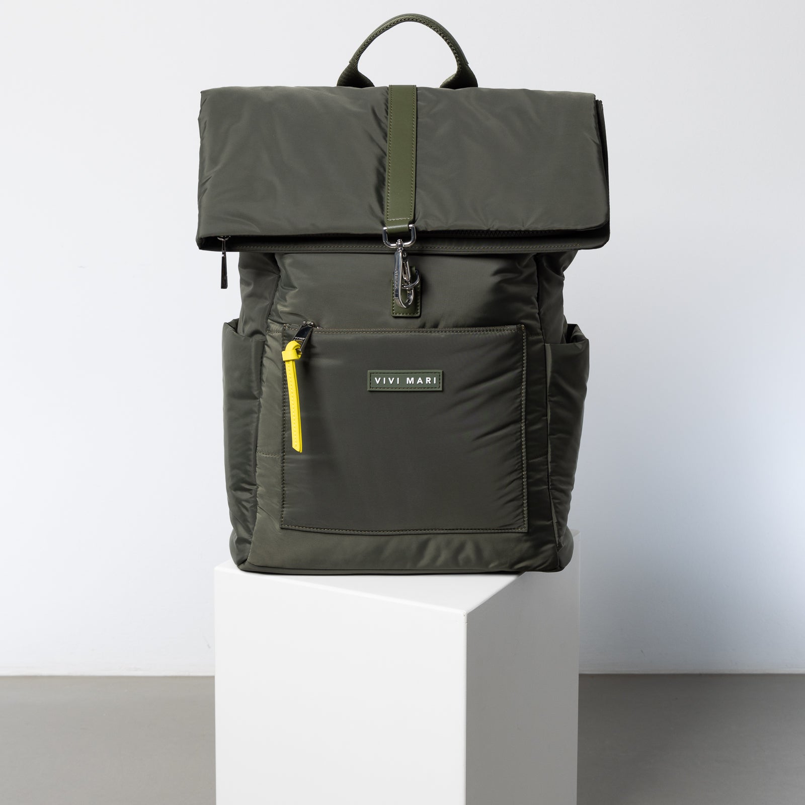 Padded Backpack medium - olive - VIVI MARI