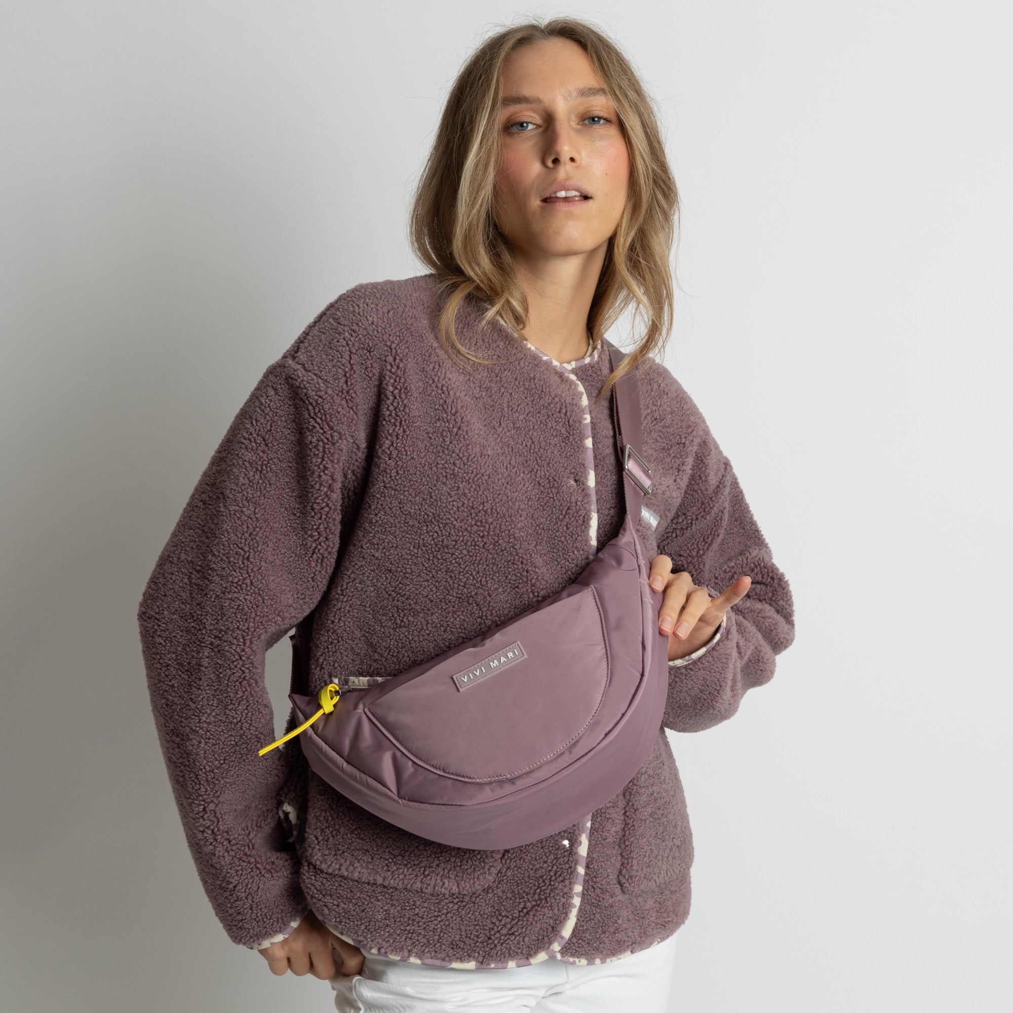 Padded Hip Bag medium - ash plum - VIVI MARI