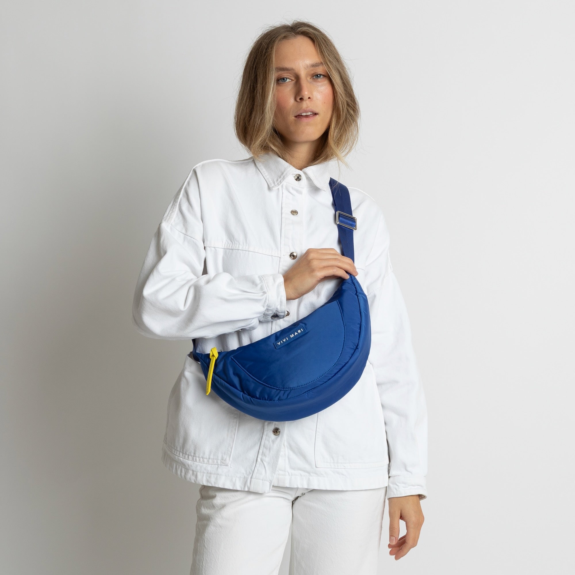 Padded Hip Bag medium - blue - VIVI MARI