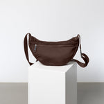 Padded Hip Bag medium - chocolate - VIVI MARI