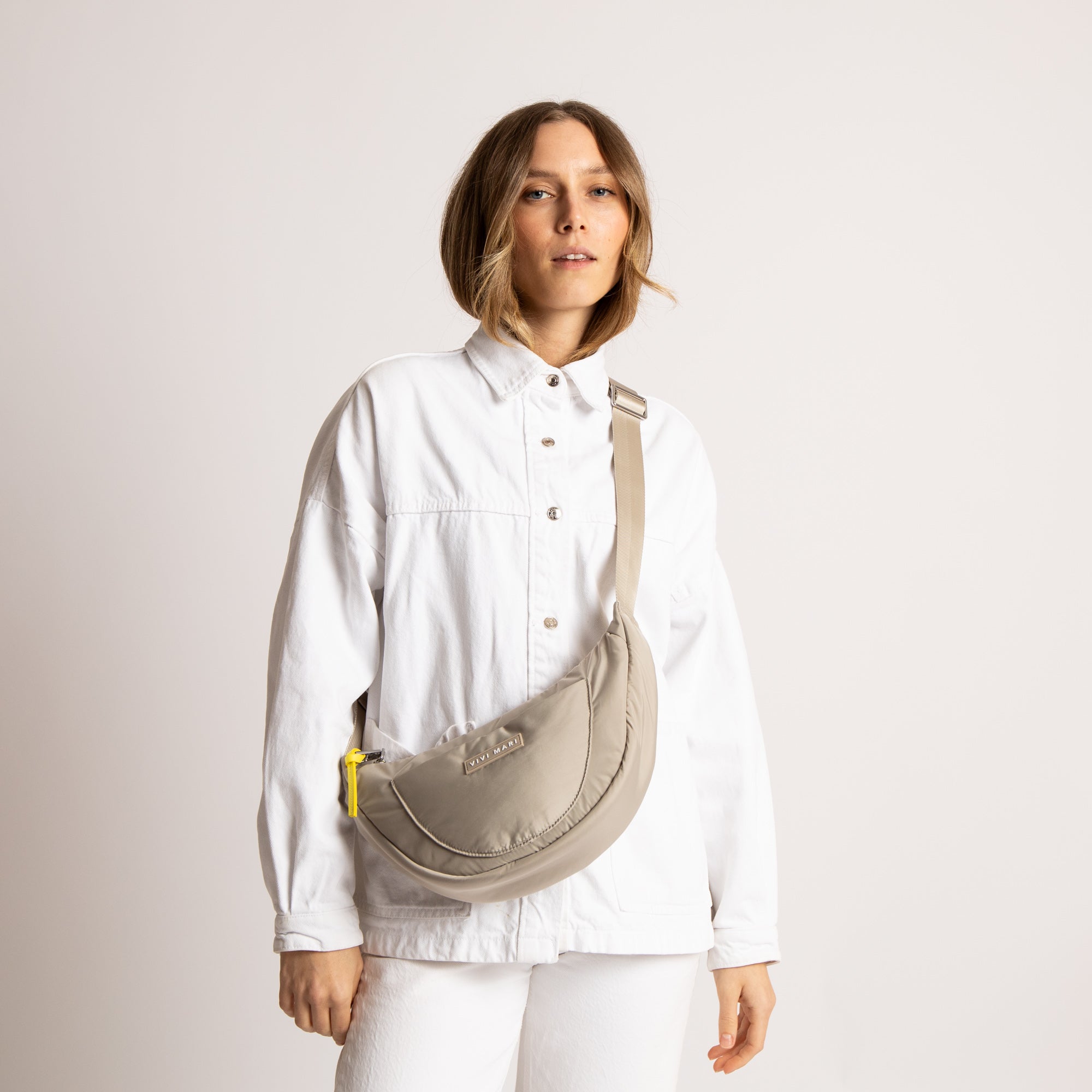 Padded Hip Bag medium - stone - VIVI MARI