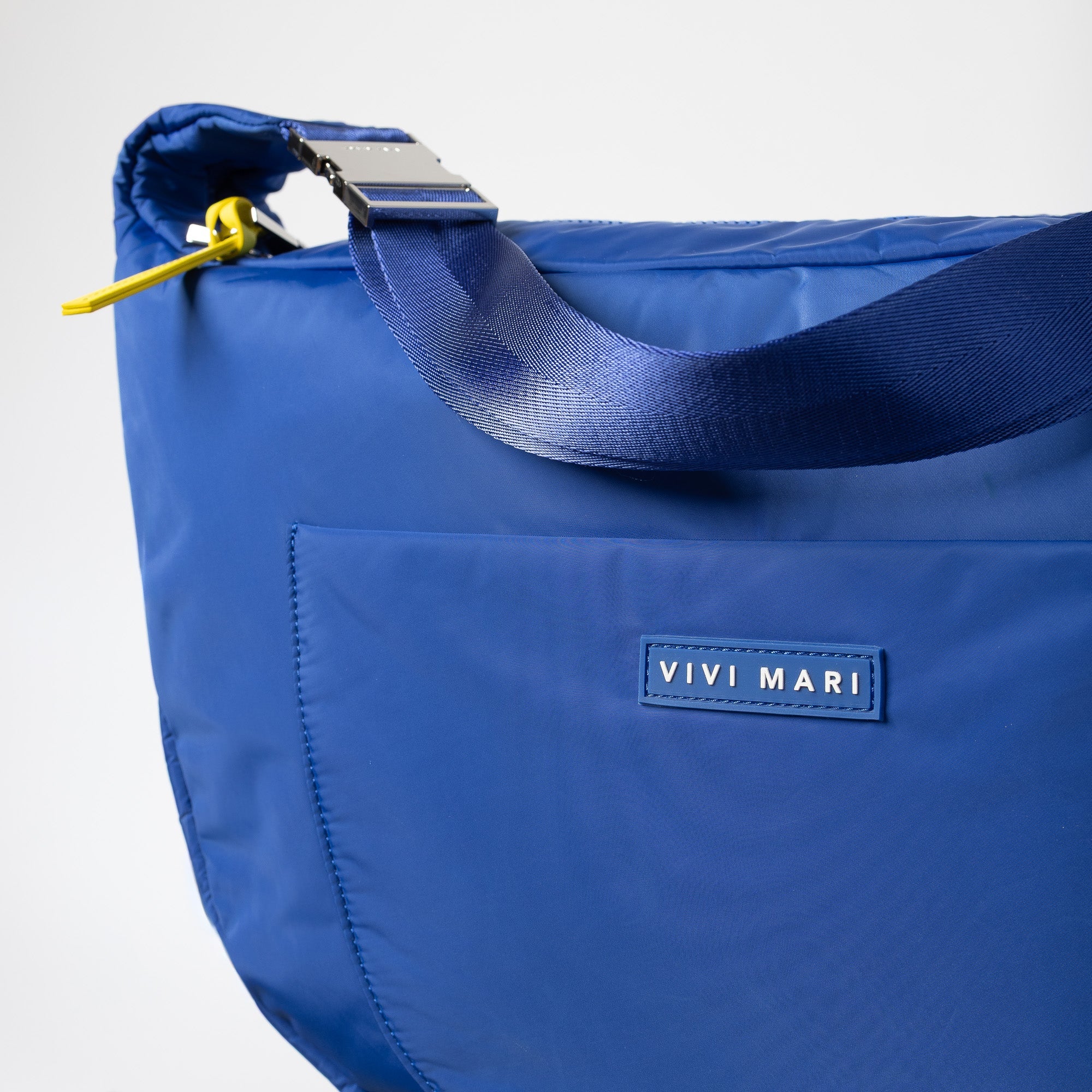 Padded Hip Bag oversized - blue - VIVI MARI