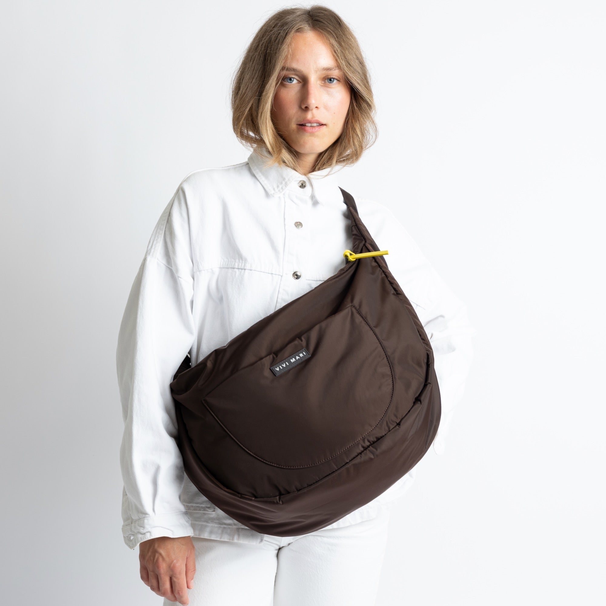 Padded Hip Bag oversized - chocolate - VIVI MARI