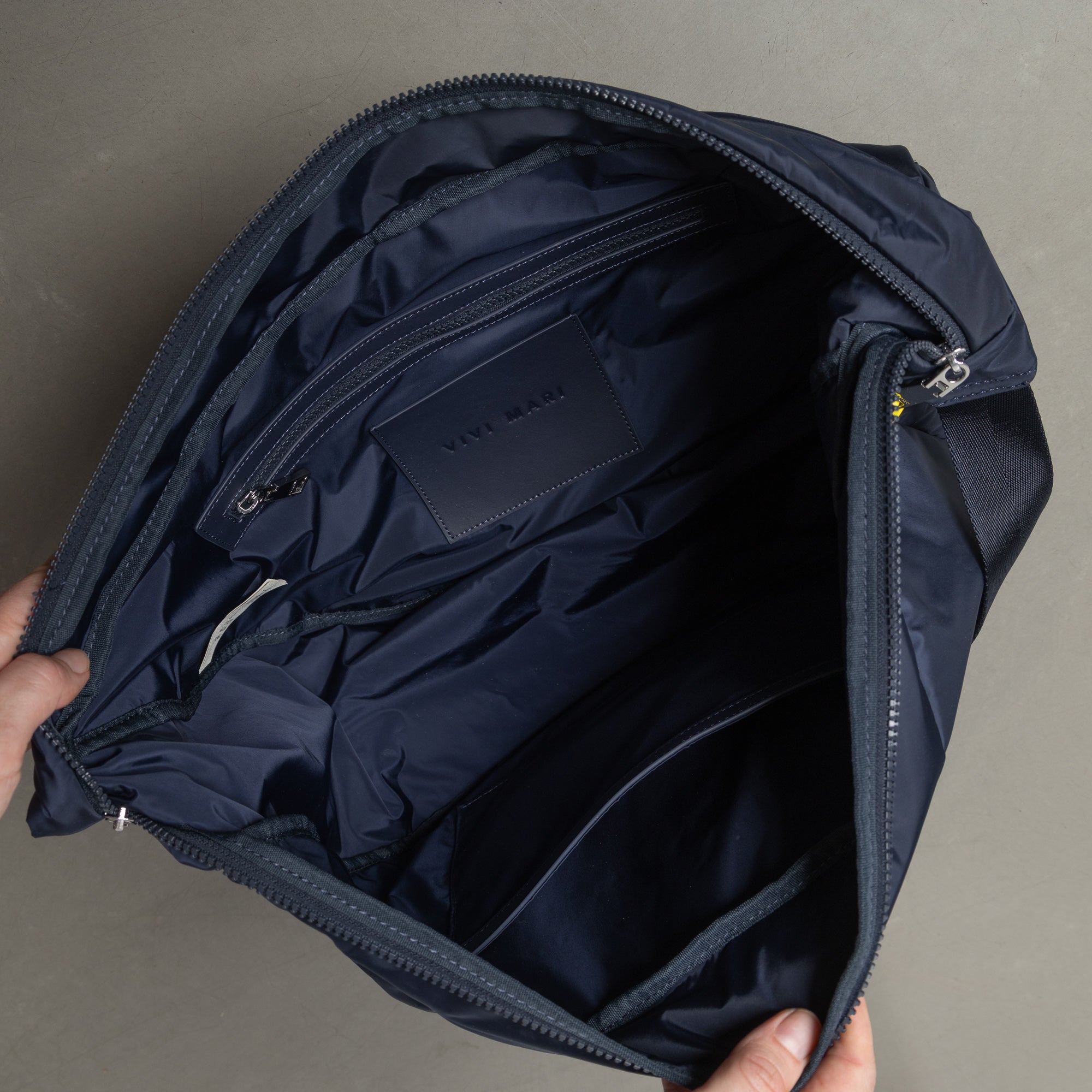 Padded Hip Bag oversized - navy - VIVI MARI