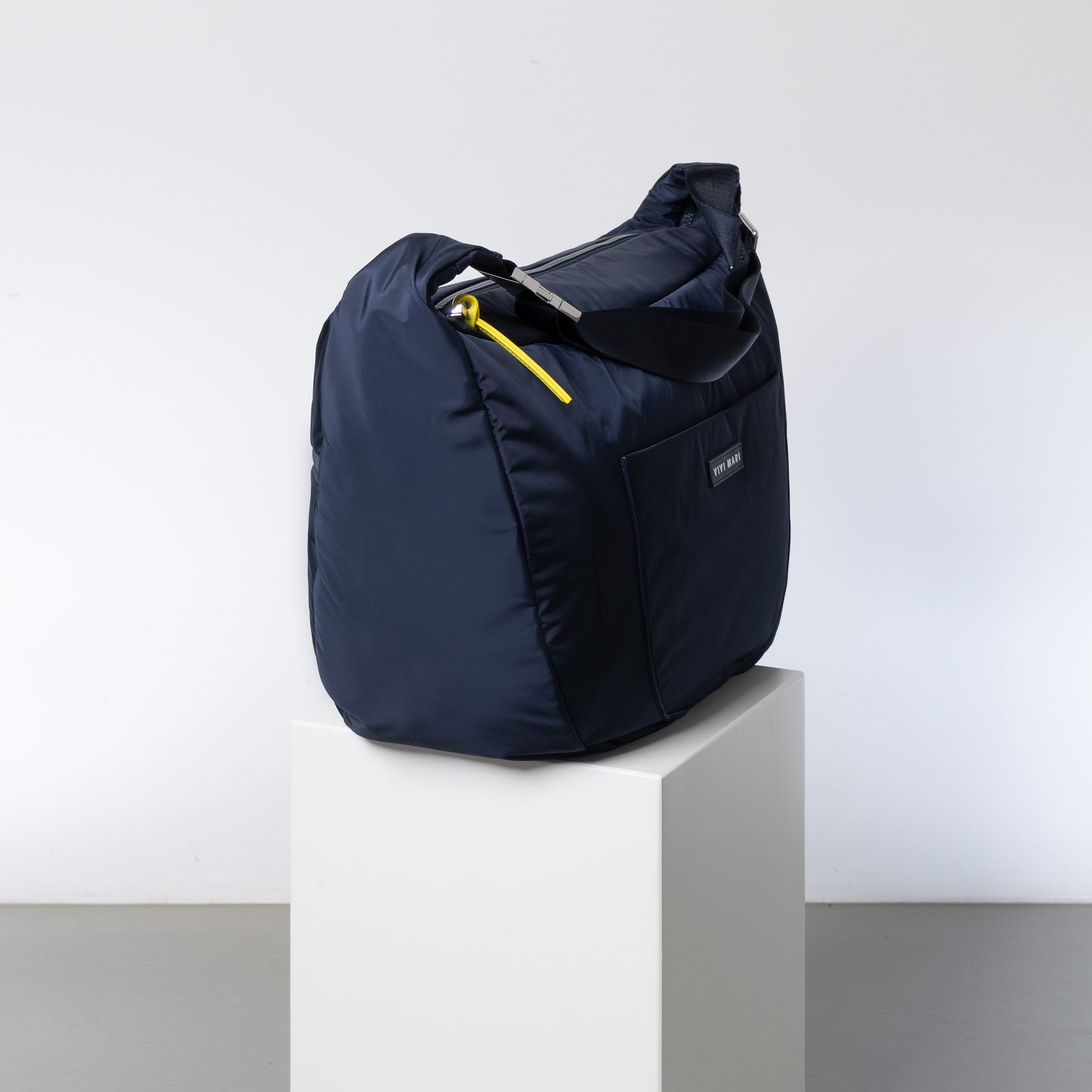 Padded Hip Bag oversized - navy - VIVI MARI