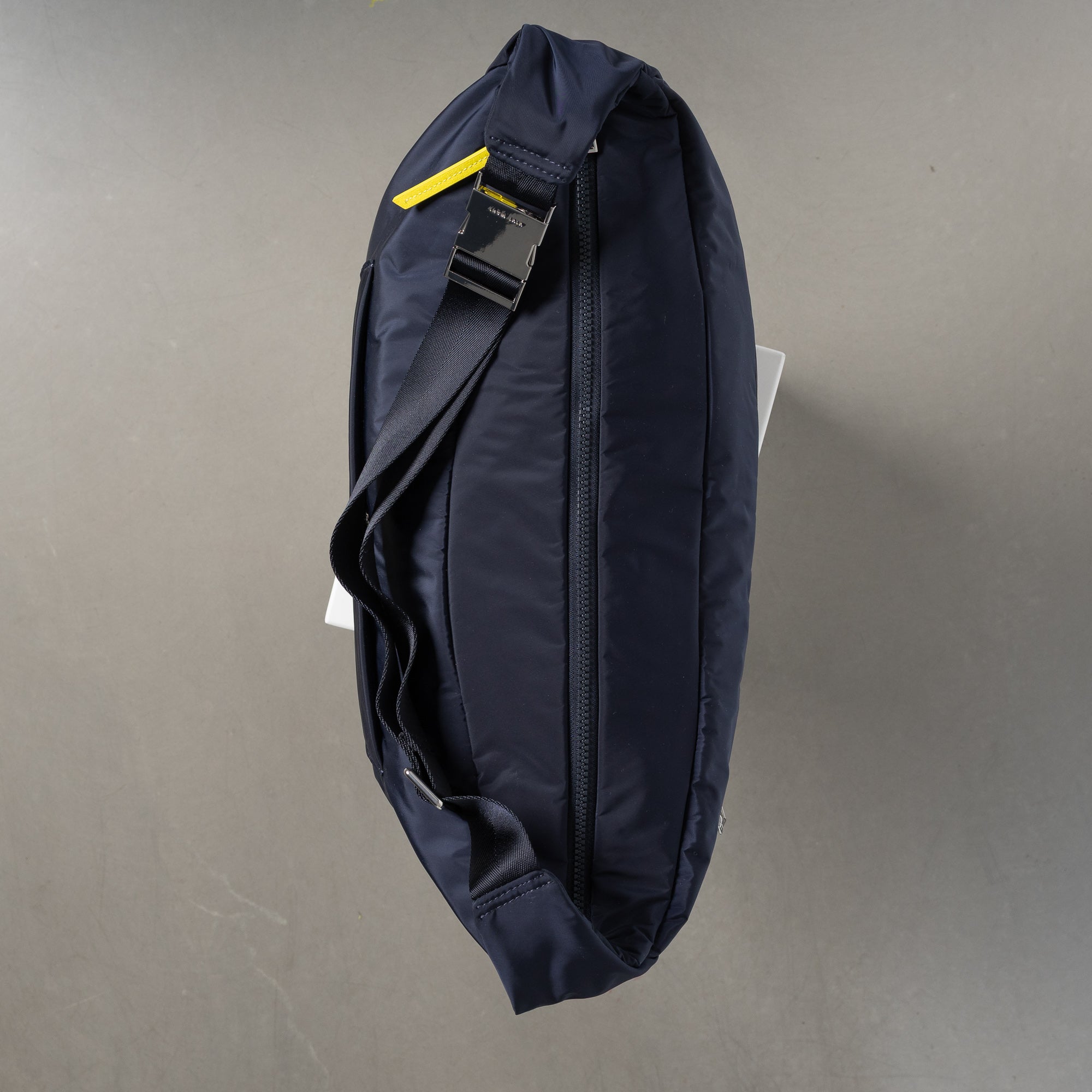Padded Hip Bag oversized - navy - VIVI MARI