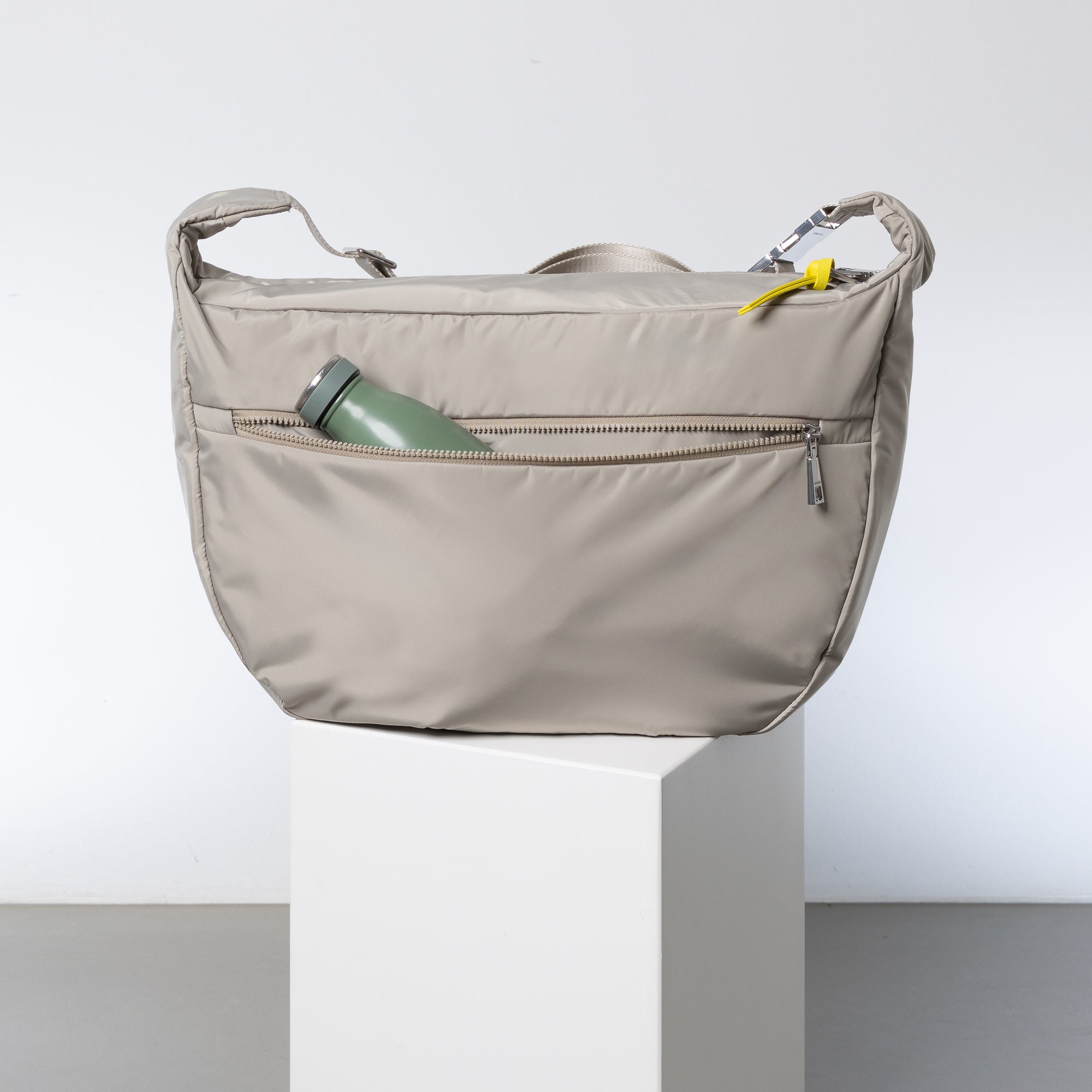 Padded Hip Bag oversized - stone - VIVI MARI