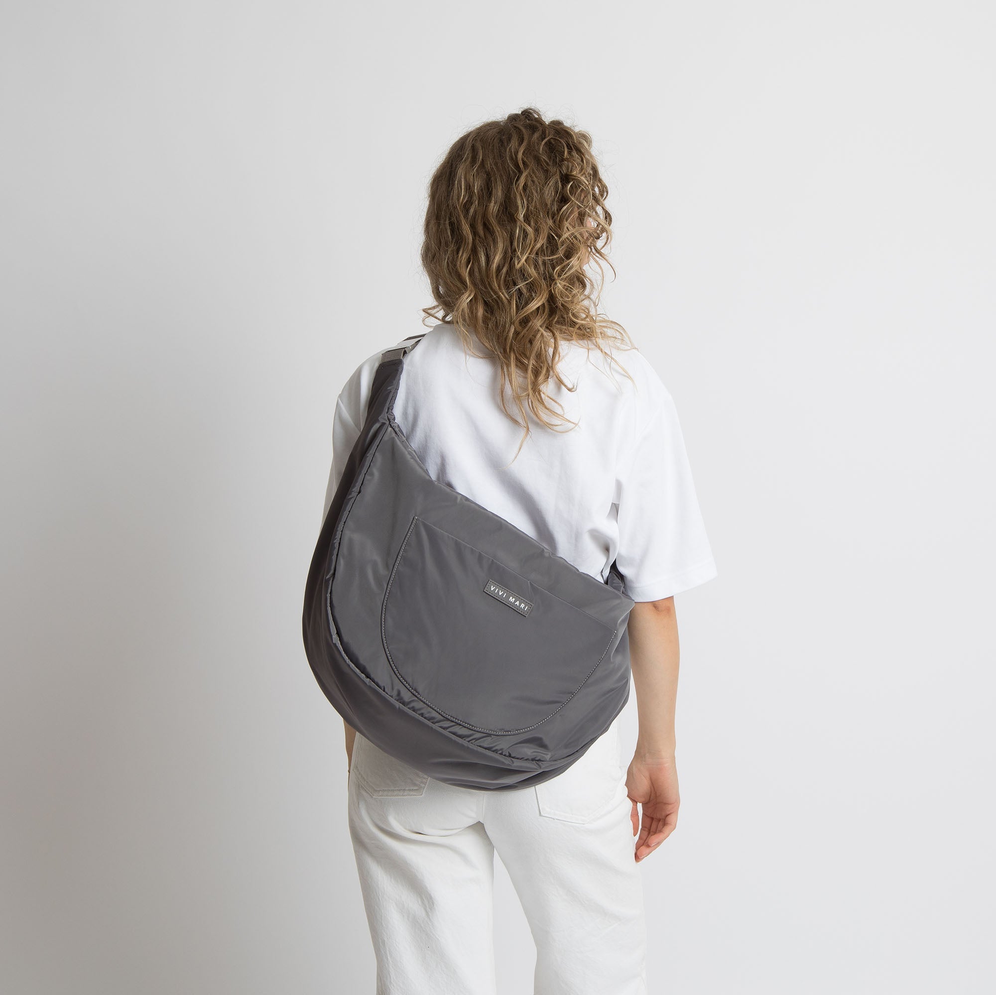 Padded Hip Bag oversized - taupe - VIVI MARI