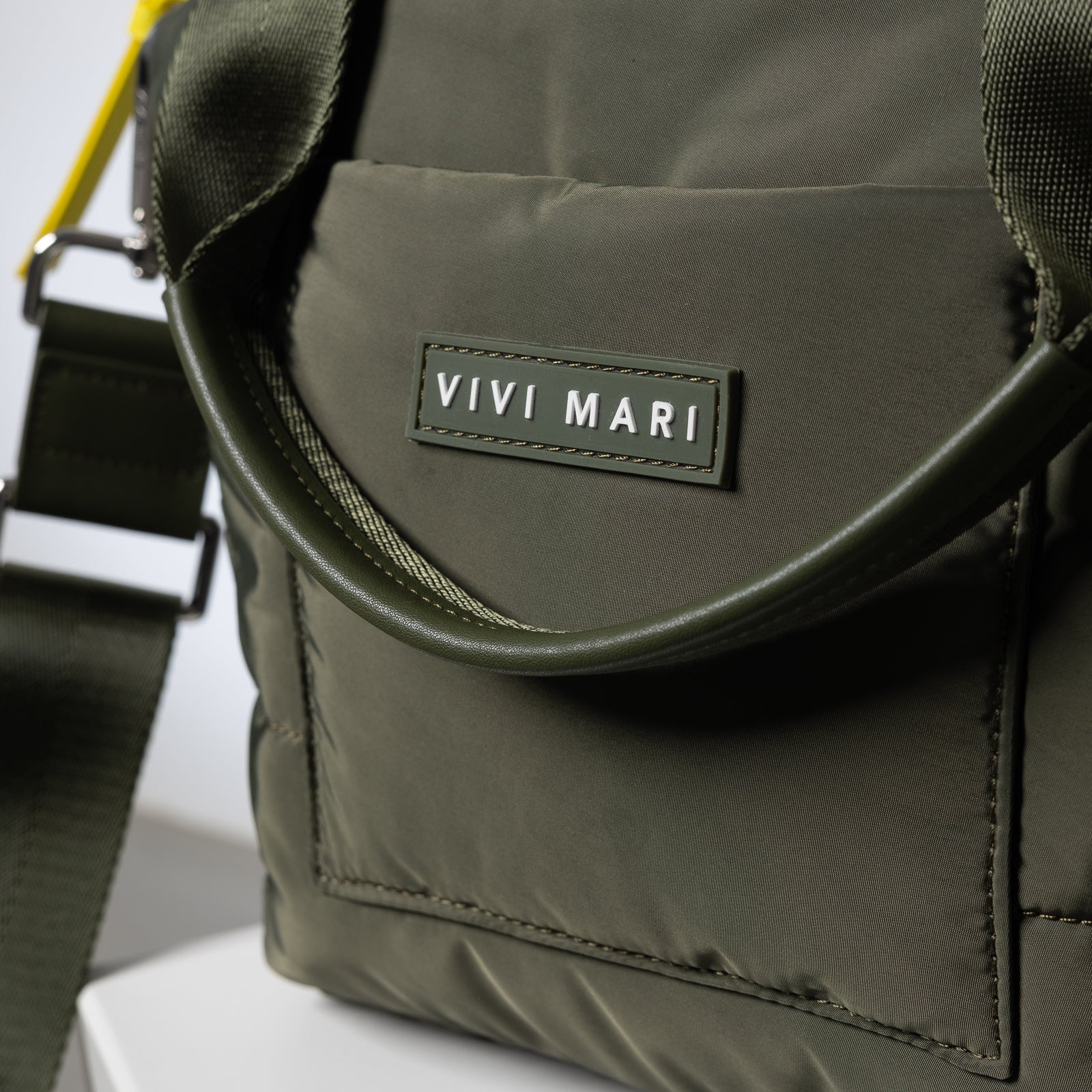 padded tote bag small + strap basic woven slim - olive - VIVI MARI