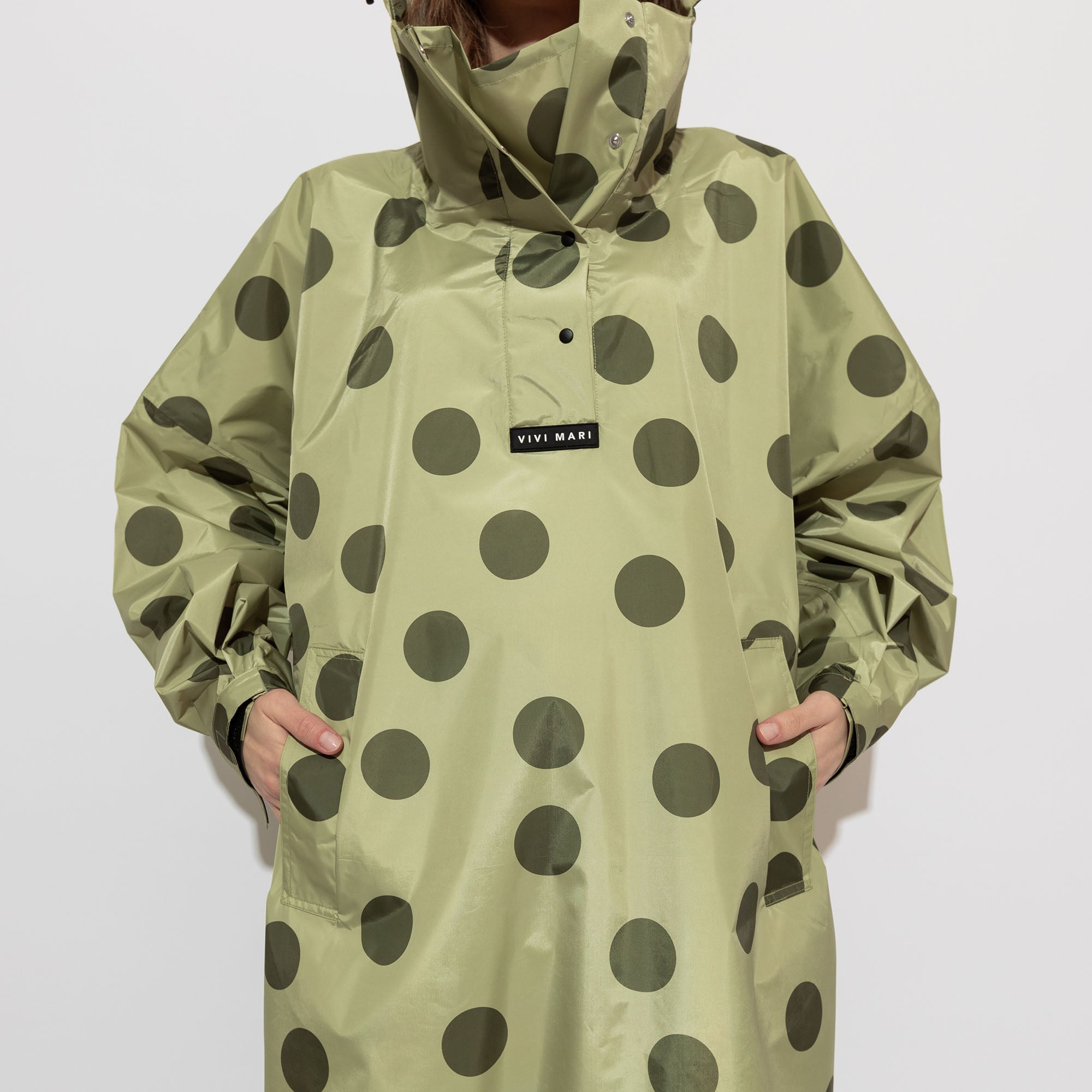 Raincoat dots pale olive/olive - VIVI MARI