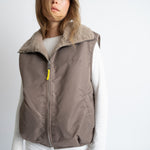Reversible Bomber Vest - dark mushroom/mushroom - VIVI MARI