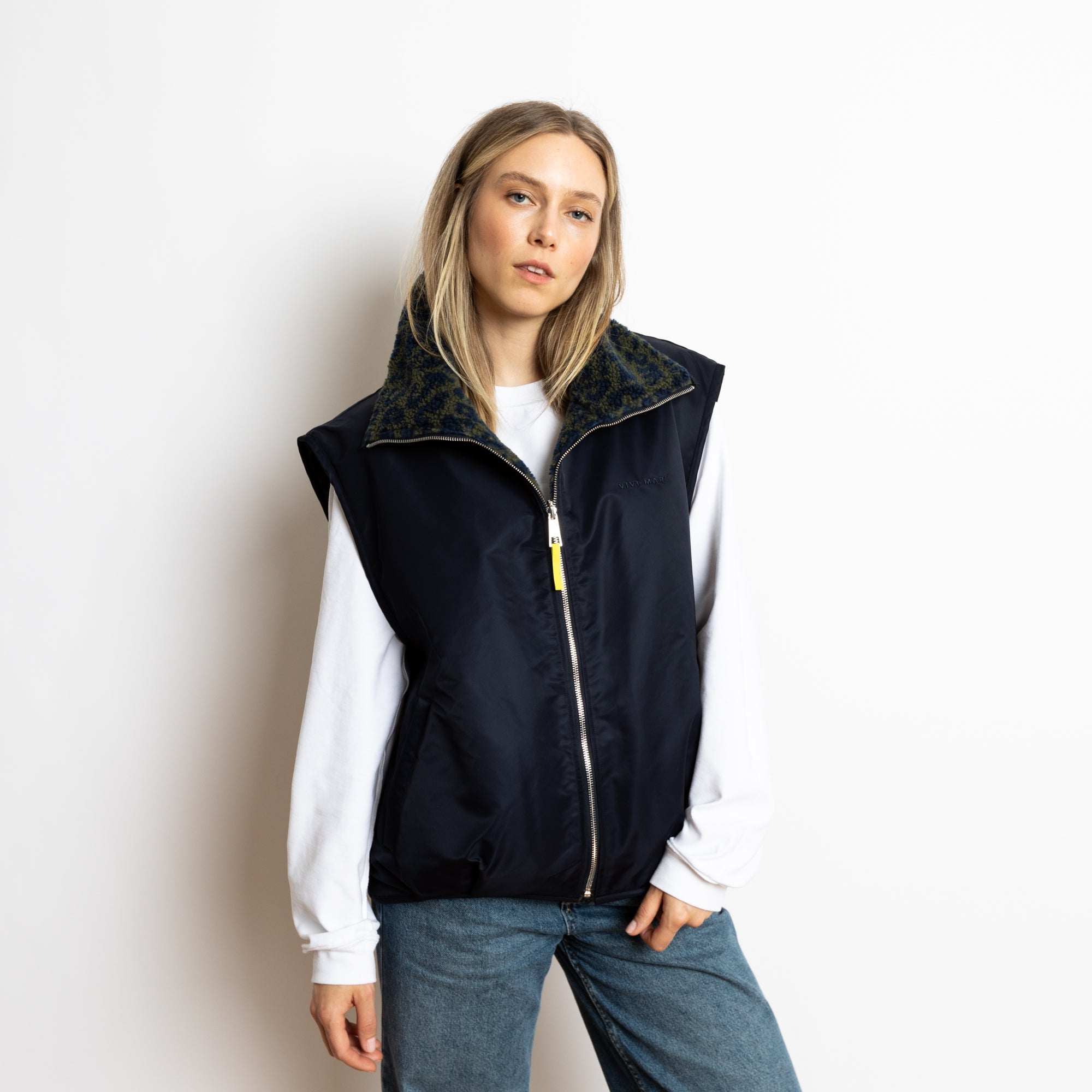 Reversible Bomber Vest - navy/leo navy - olive - VIVI MARI