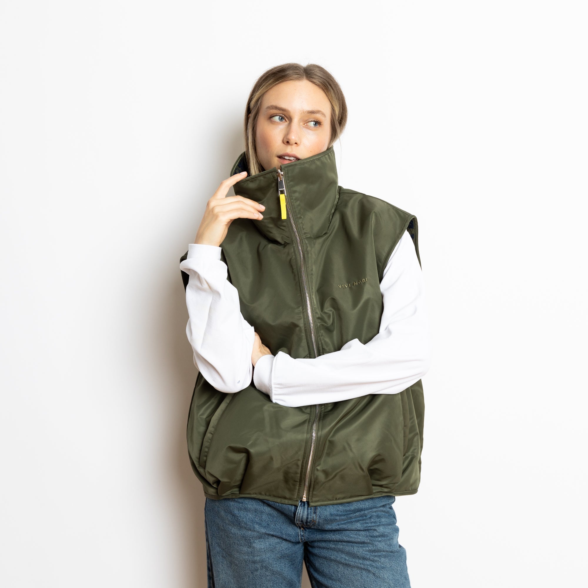 Reversible Bomber Vest - olive/leo navy - olive - VIVI MARI