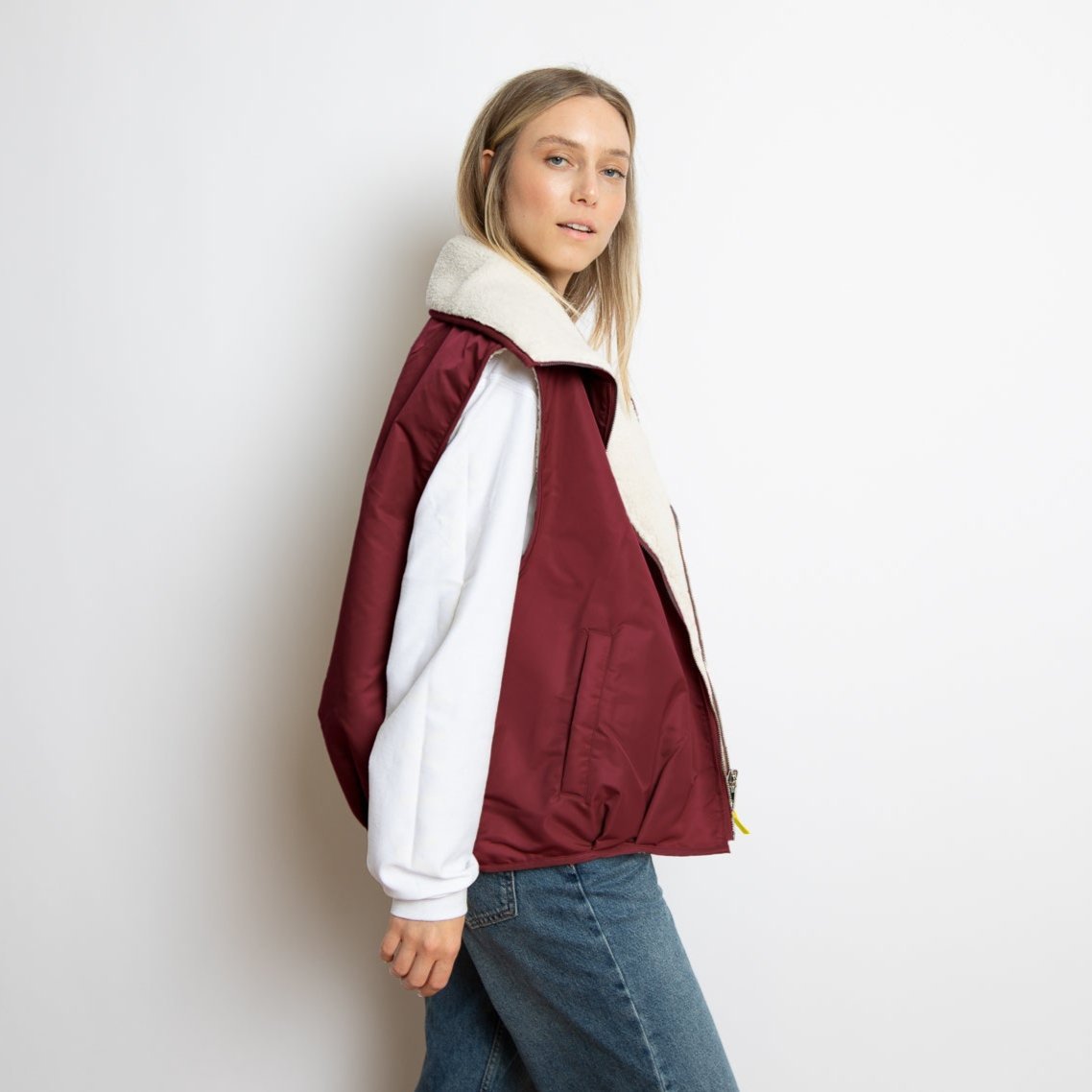 Reversible Bomber Vest - wine red/sand - VIVI MARI