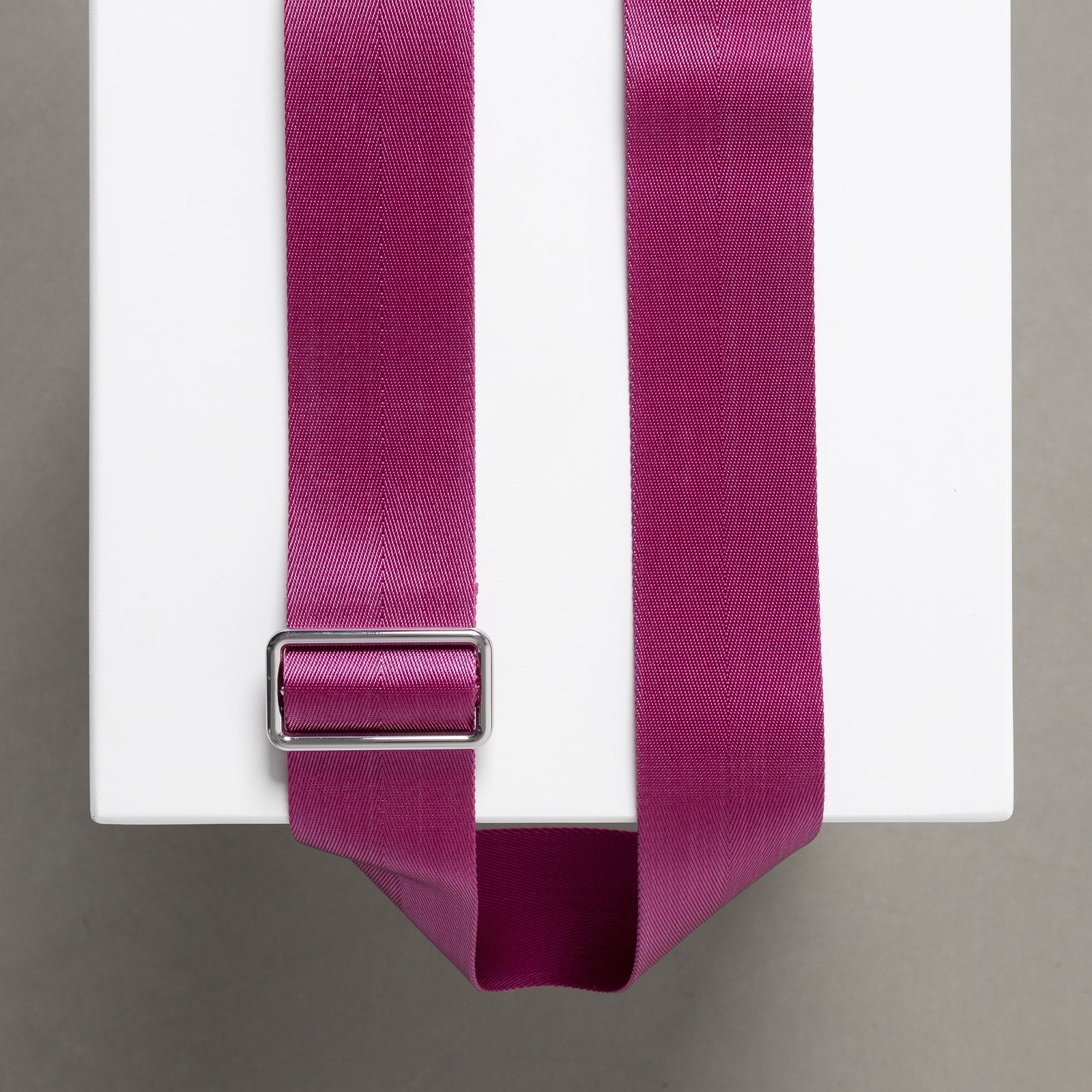 strap deep magenta - navy - VIVI MARI