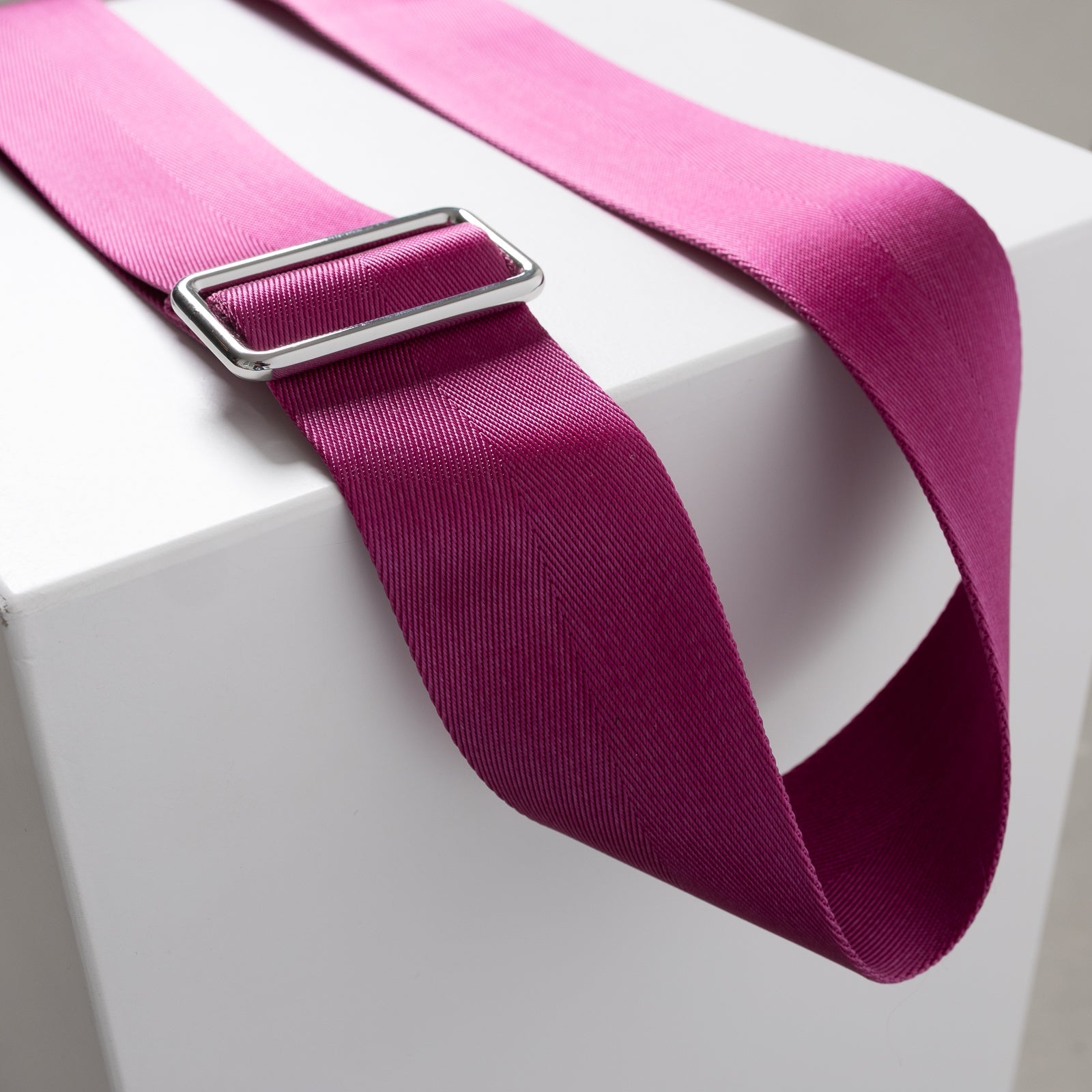 strap deep magenta - navy - VIVI MARI