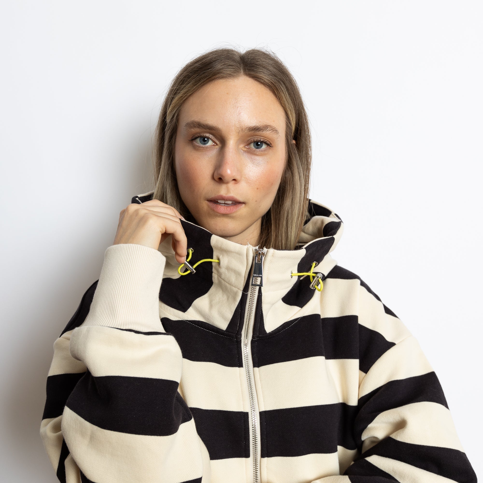 Sweat Jacket hoodie - bold stripes black/sand - VIVI MARI