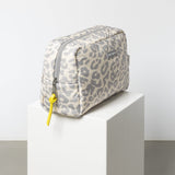 Toiletry Bag large - leo splashes grey/sand - VIVI MARI