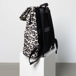 Padded Backpack medium - leo splashes black/sand - VIVI MARI